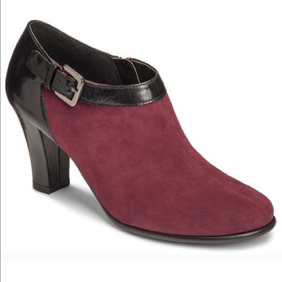 AEROSOLES Shoes - AEROSOLES Heelrest wine colorblock bootie 8.5